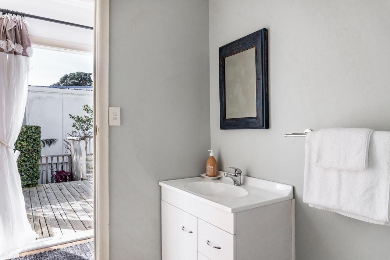Kowhai Cottage & Studio راغلان المظهر الخارجي الصورة